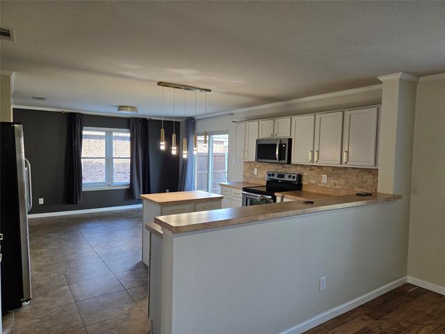 Building Photo - 2914 Thistlewood Dr