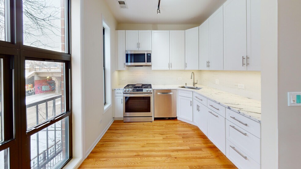 Building Photo - 1802 N Spaulding Ave