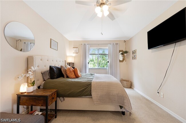 Building Photo - 3223 Antica St