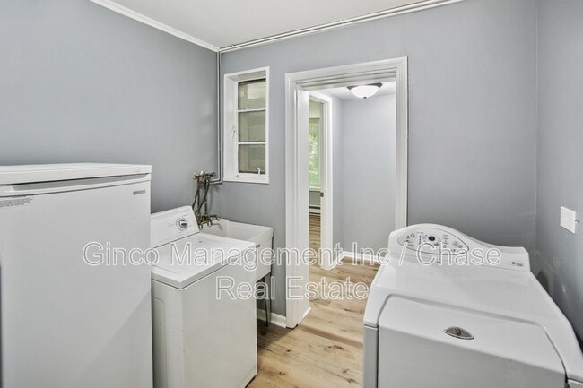 Building Photo - 17561 Hillside Ave