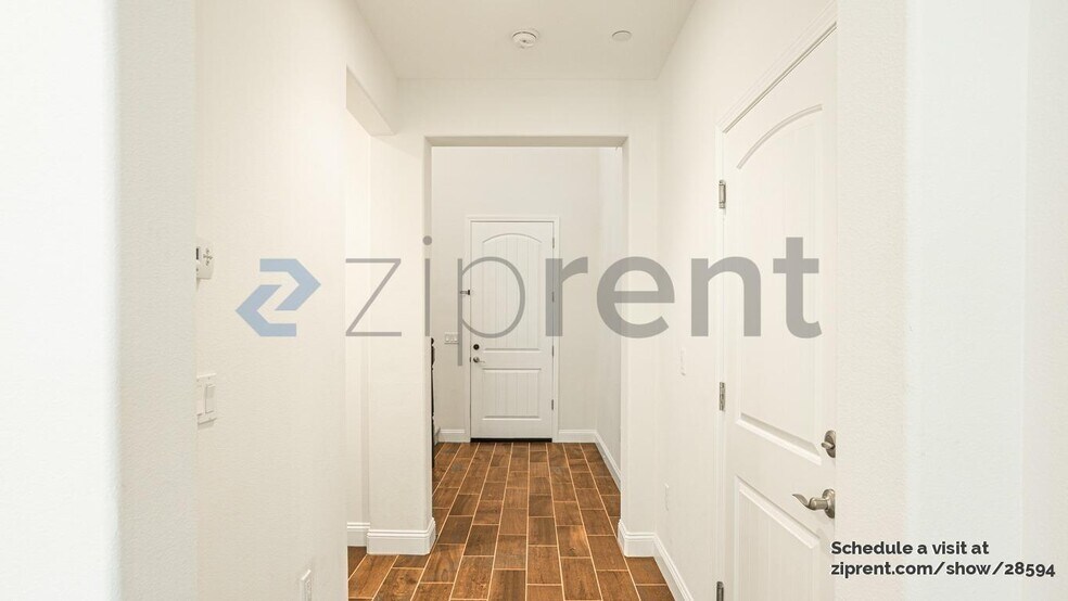 Building Photo - 51 Angra Way