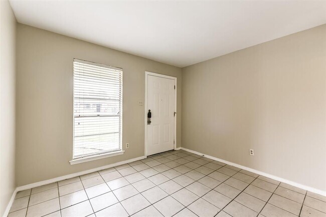 Building Photo - 3108 Wilmington St