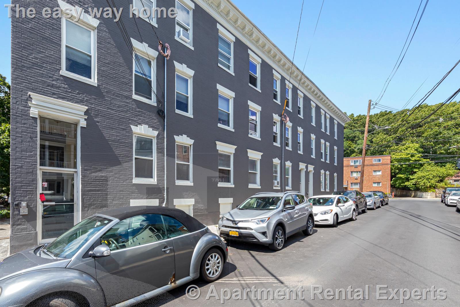 Building Photo - 44 Brackett St