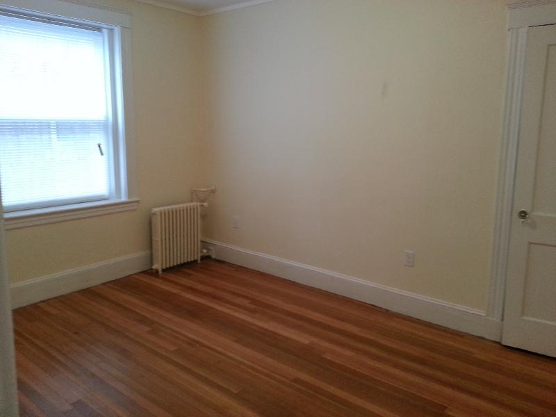 1615 Comm #17 - 1619 Commonwealth Ave