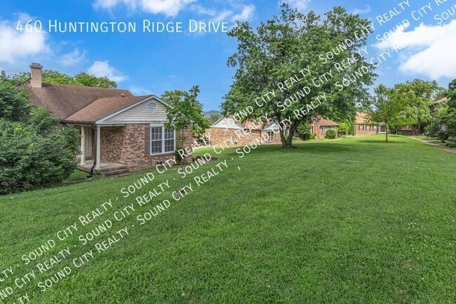 Building Photo - 460 Huntington Ridge Dr