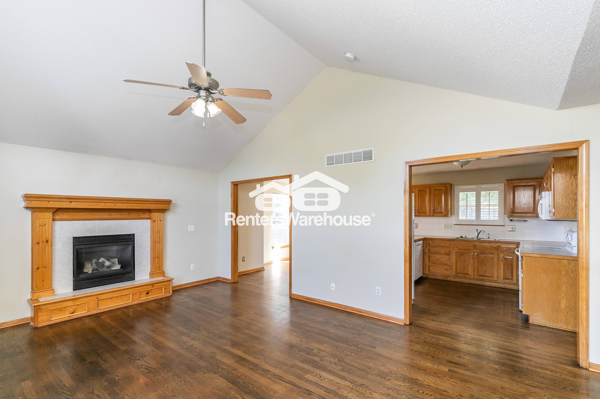 Building Photo - 804 Stratford Dr