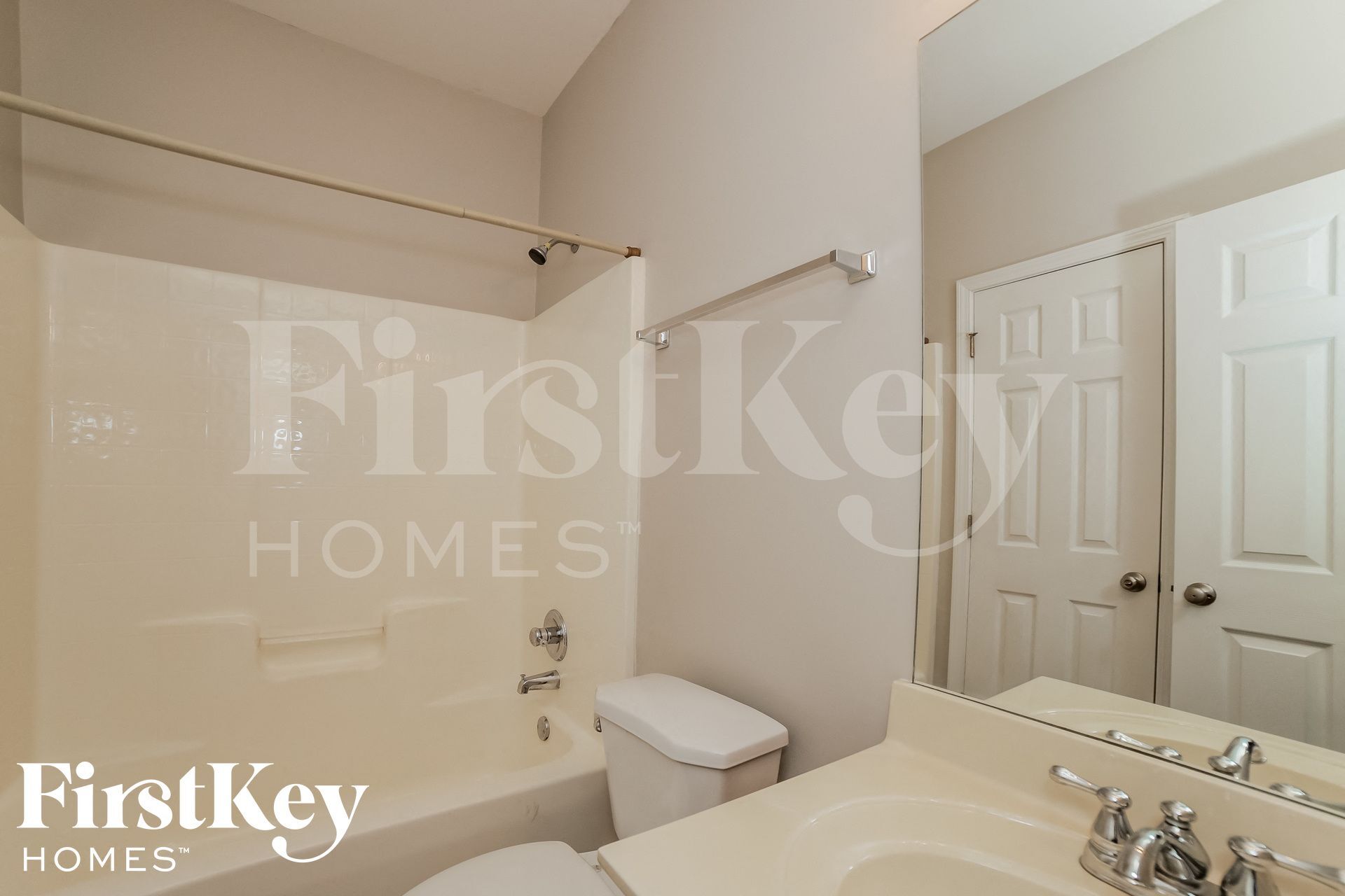 Building Photo - 7271 Silk Tree Pointe