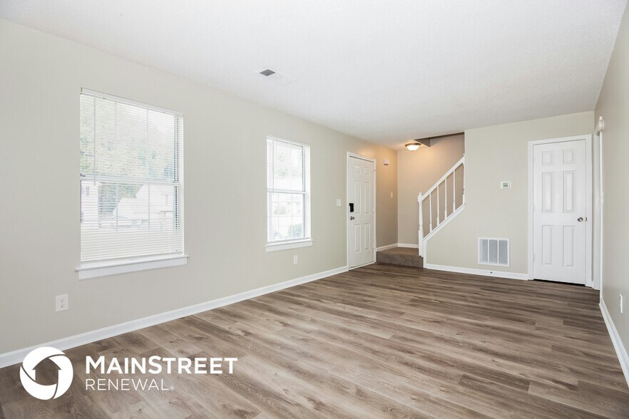 Building Photo - 5454 Northcut Dr