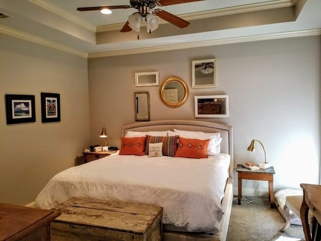 Building Photo - 213 Cherrybark St