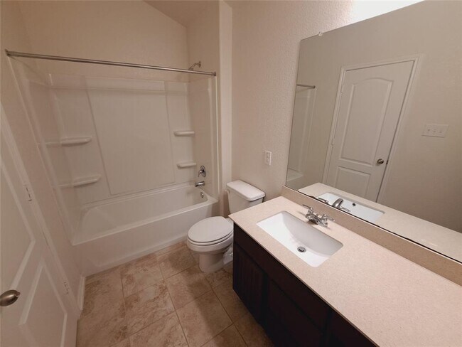 Building Photo - 17015 Gibbons Path