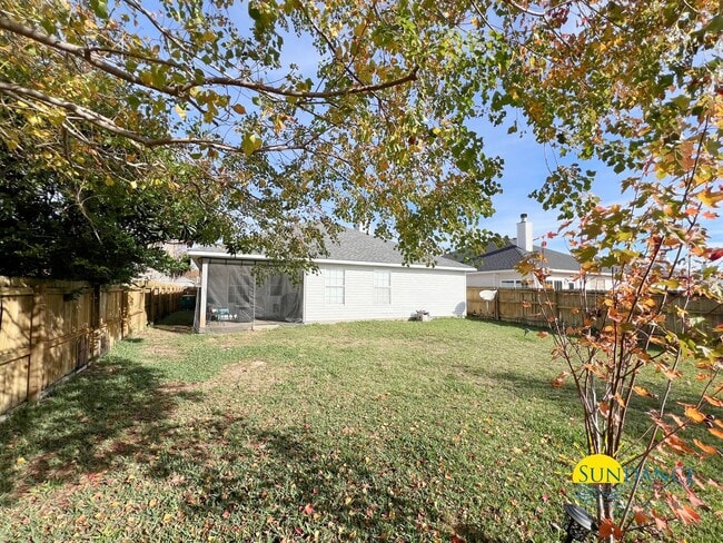 Building Photo - 3 Bedroom Home in Waterford Estates in Mary Esther!