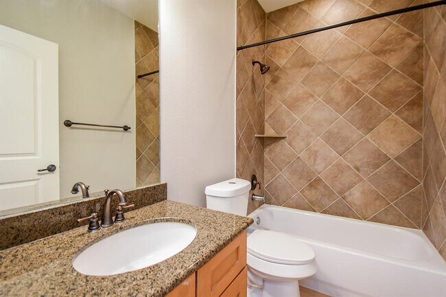 Building Photo - 5615 Winsome Ln