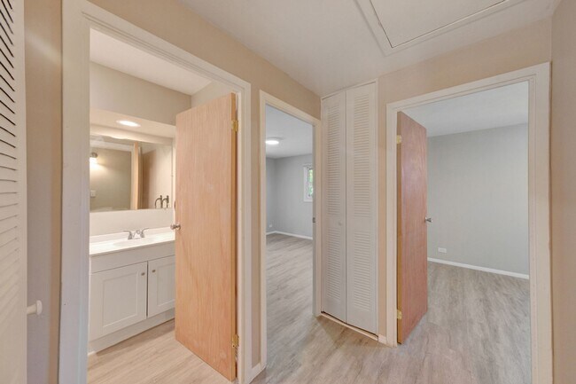 Building Photo - 1507 Thornton Dr
