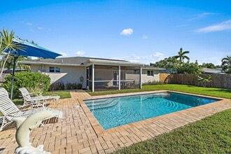 Building Photo - 372 Franklin Rd