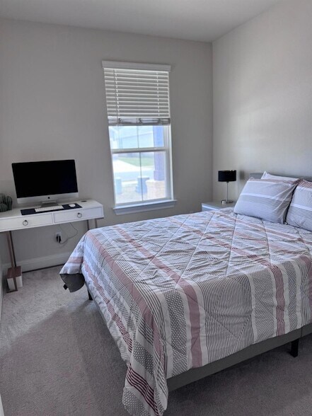 Building Photo - 266 Sugar Cane Rd