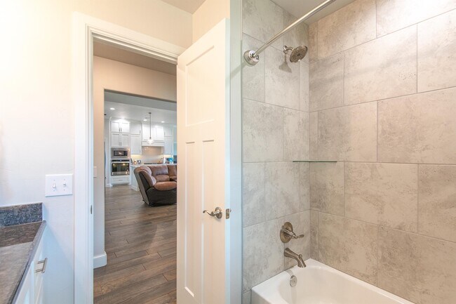 Building Photo - 2244 E Kellan Ct Terrace