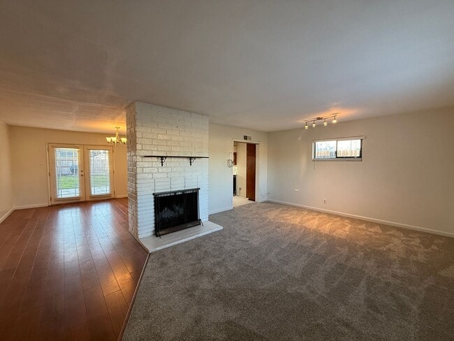 Building Photo - Orcutt Single Story Home on Cul-de-Sac with a Large Yard