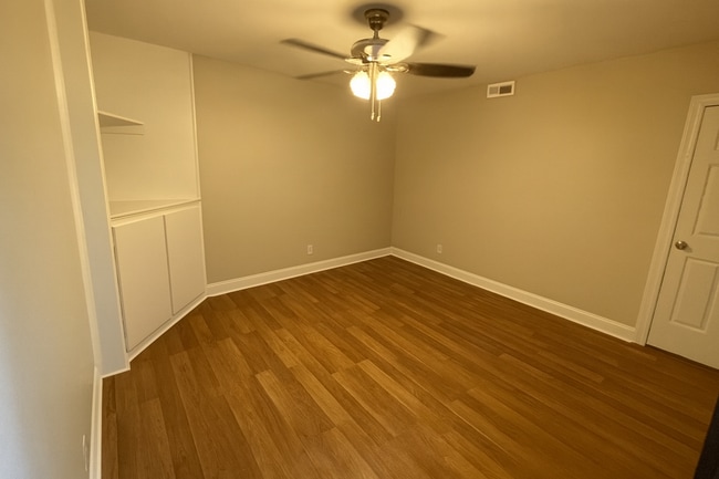 Building Photo - 183 Lumina Pl