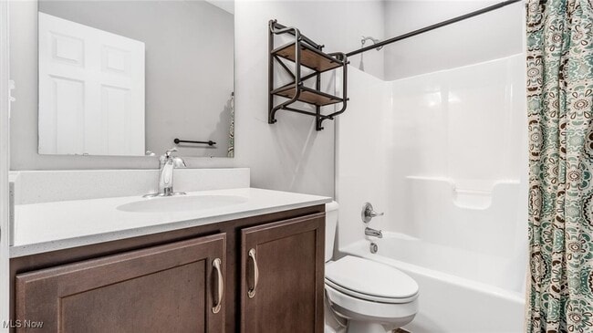 Building Photo - 6965 Chandlersville Rd