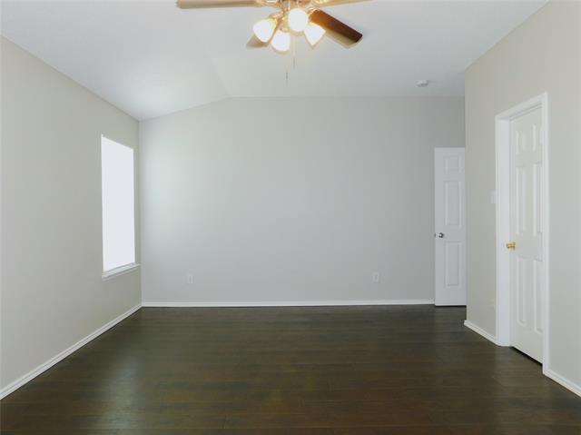 Building Photo - 1648 Crown Point Dr