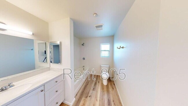 Building Photo - 4830 Terrace Ave