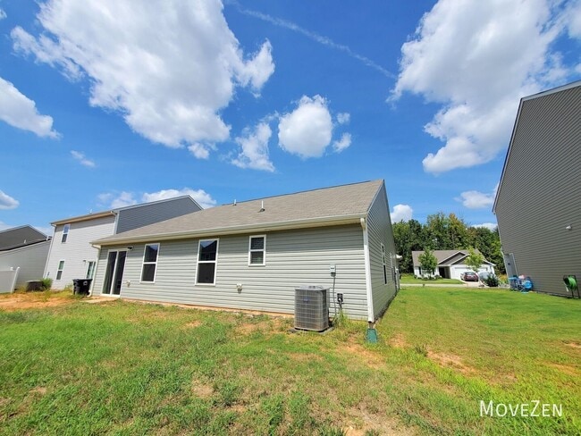 Building Photo - 4612 Hazelburn Dr
