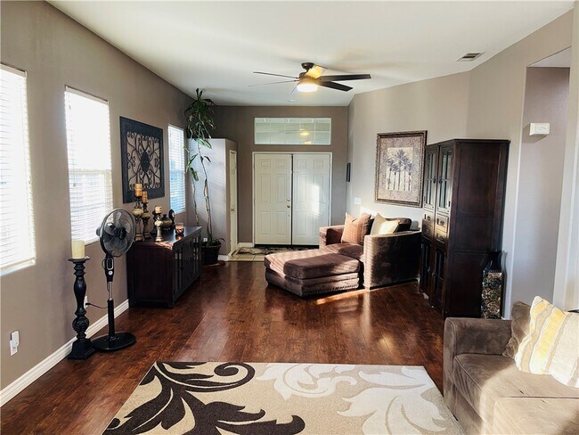 Building Photo - 27613 Vanilla Ct