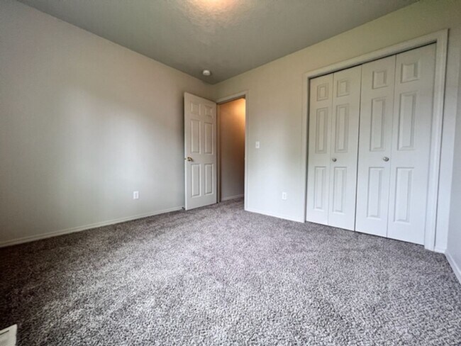 Building Photo - Beautiful single level home in Meridian with Community Pool!!