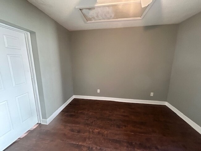 Building Photo - 3530 Beaumont Ave