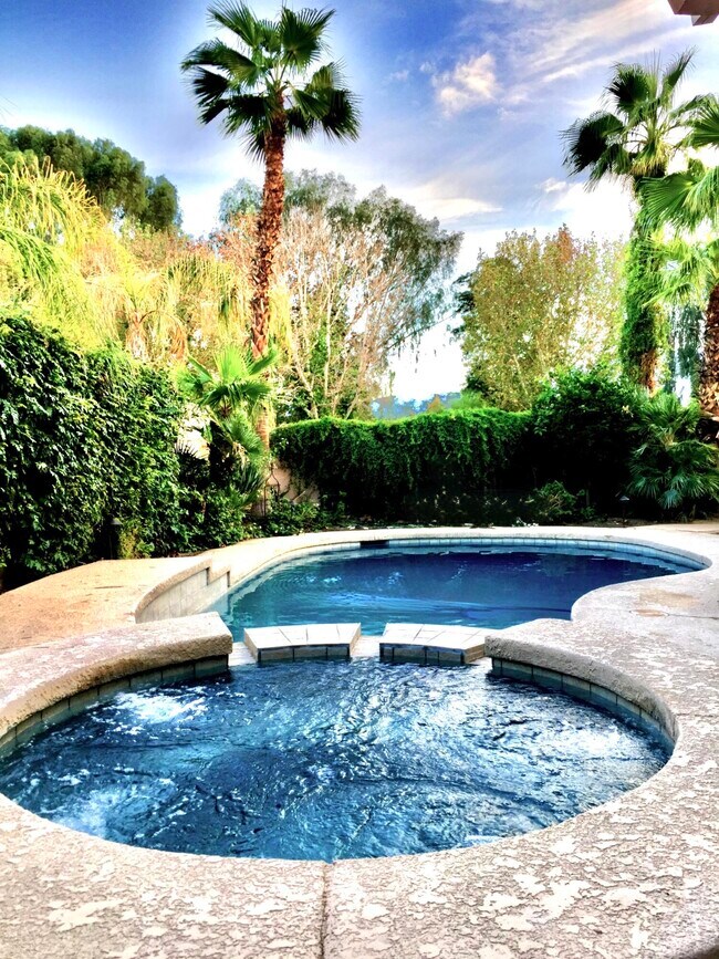 Building Photo - 45540 Desert Fox Dr