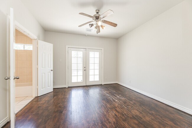 Building Photo - 2616 Starboard Point Dr