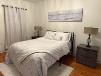 Building Photo - 324 Long Pointe Ln