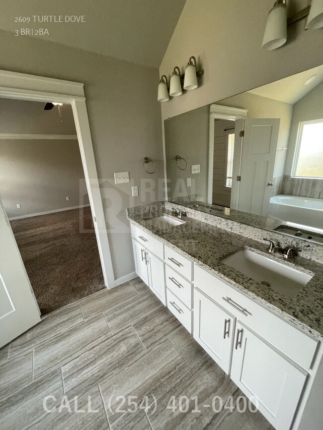 Building Photo - 2609 Turtle Dove Dr
