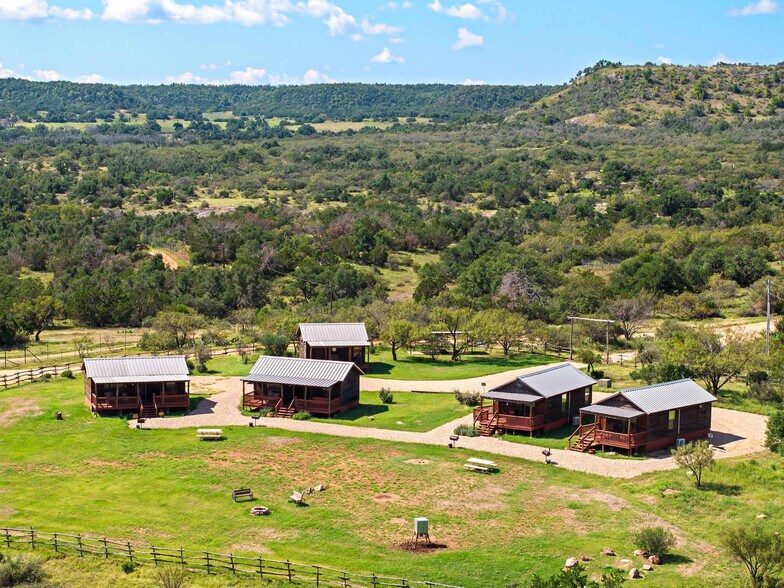 Primary Photo - 307 Sagebiel Ranch Rd