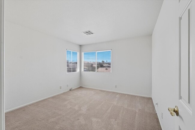 Building Photo - 920 Stable Glen Dr