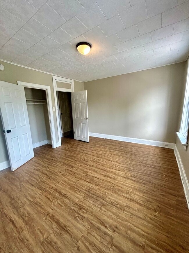Building Photo - 5-bedroom Allison hill.