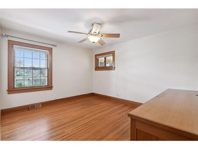 Building Photo - 5207 Doncaster Way