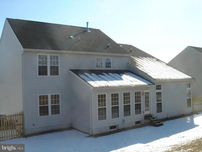 Building Photo - 11225 Suffolk Dr
