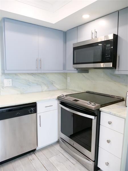 Building Photo - 12 Willowbrook Ln