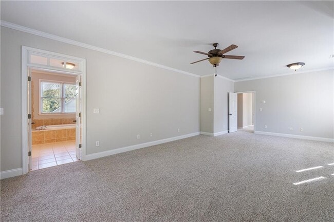 Building Photo - 1454 Hedgewood Ln NW
