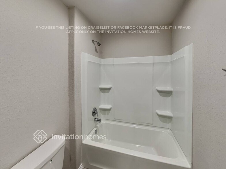 Building Photo - 3322 Carducci Dr