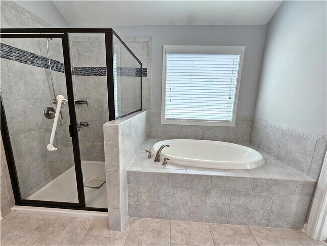 Building Photo - 3218 Leyden Ct