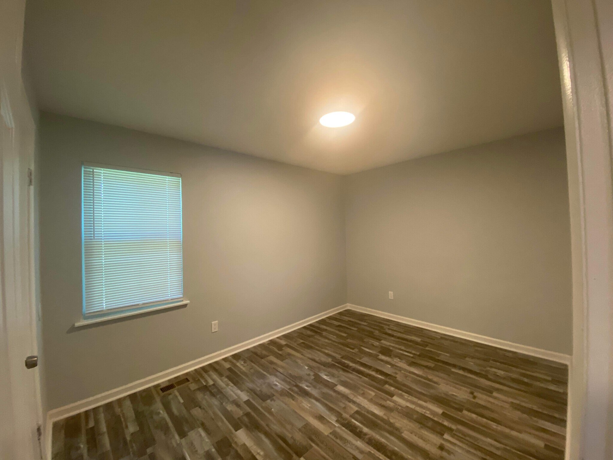 Building Photo - 3607 Oakdale Cir NW