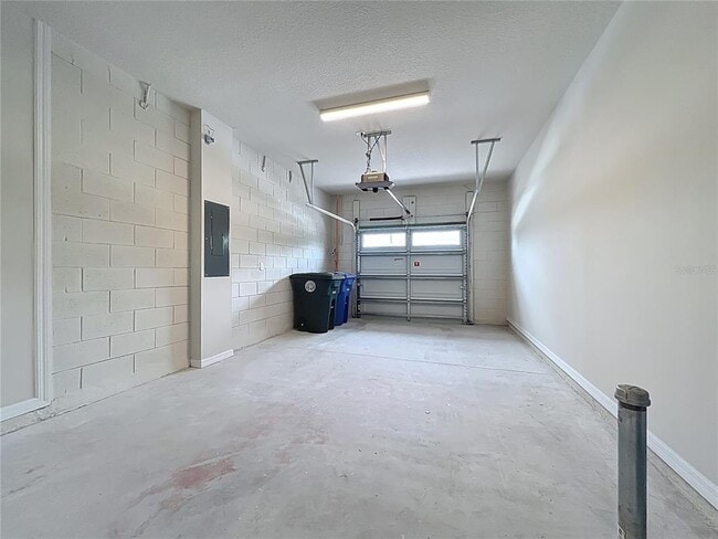Building Photo - 431 Meadowland Pt