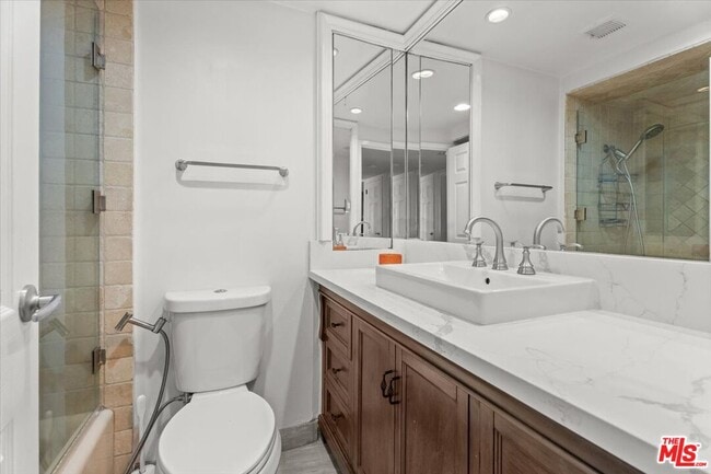 Building Photo - 4316 Marina City Dr