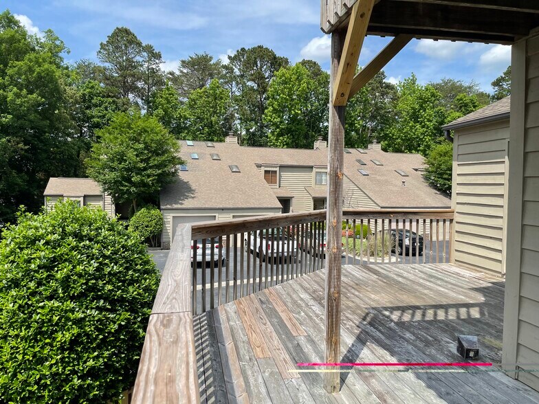 Building Photo - 2425 Cypress Ct