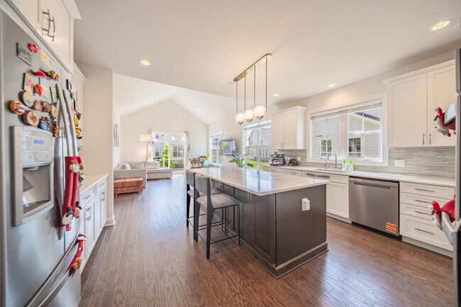 Building Photo - 3081 N Spurway Dr