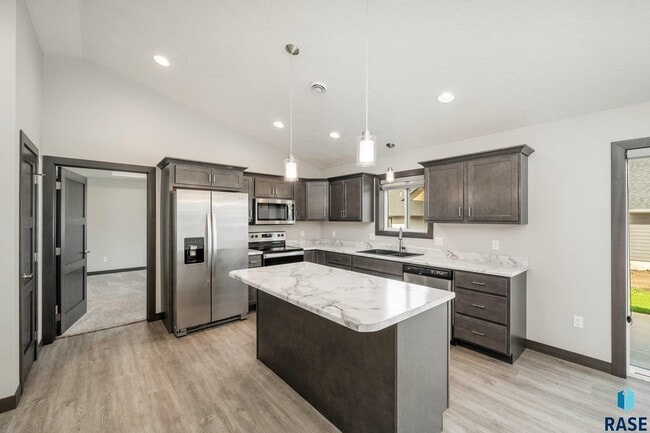 Building Photo - 4502 W 34th St N