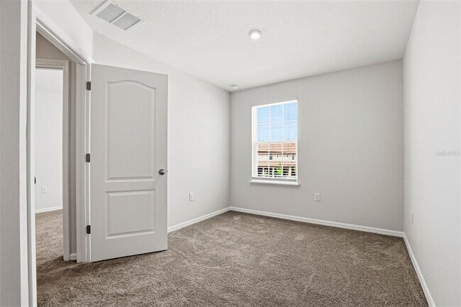 Building Photo - 10715 Ironwood Tree Wy