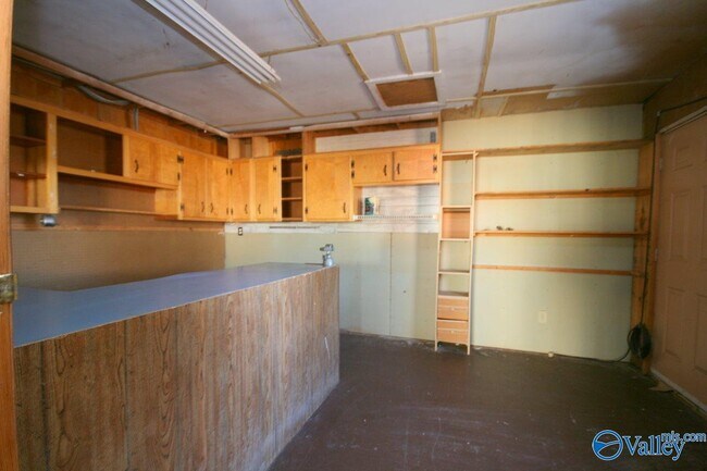 Building Photo - 4015 Apollo Dr SW